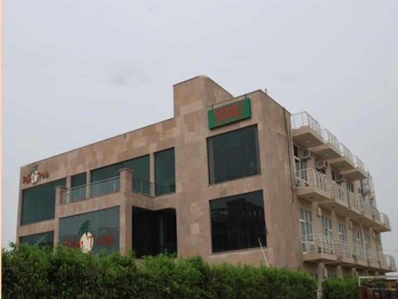 Treebo Palm Tree Palam Vihar Hotel Gurgaon Exterior foto