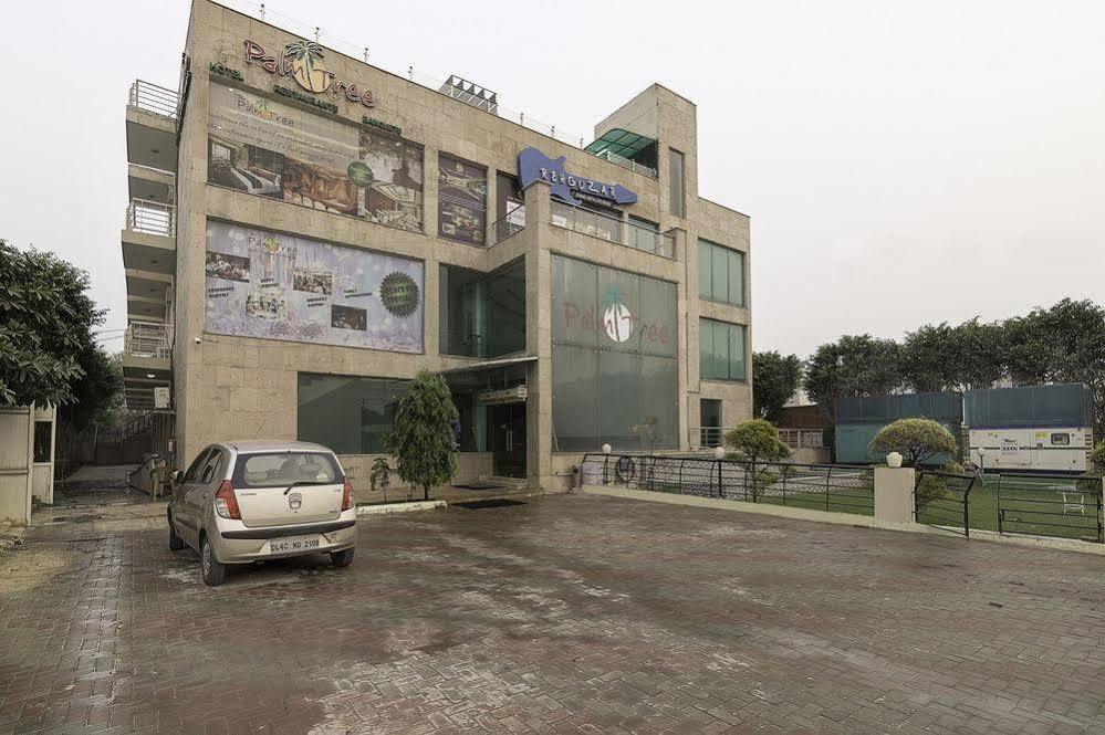 Treebo Palm Tree Palam Vihar Hotel Gurgaon Exterior foto